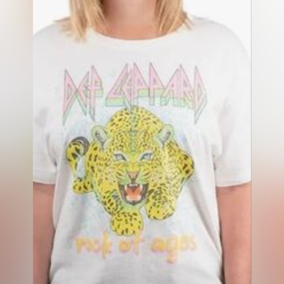 Def Leppard Graphic T-Shirt Rock Of Ages - Picture 1 of 4